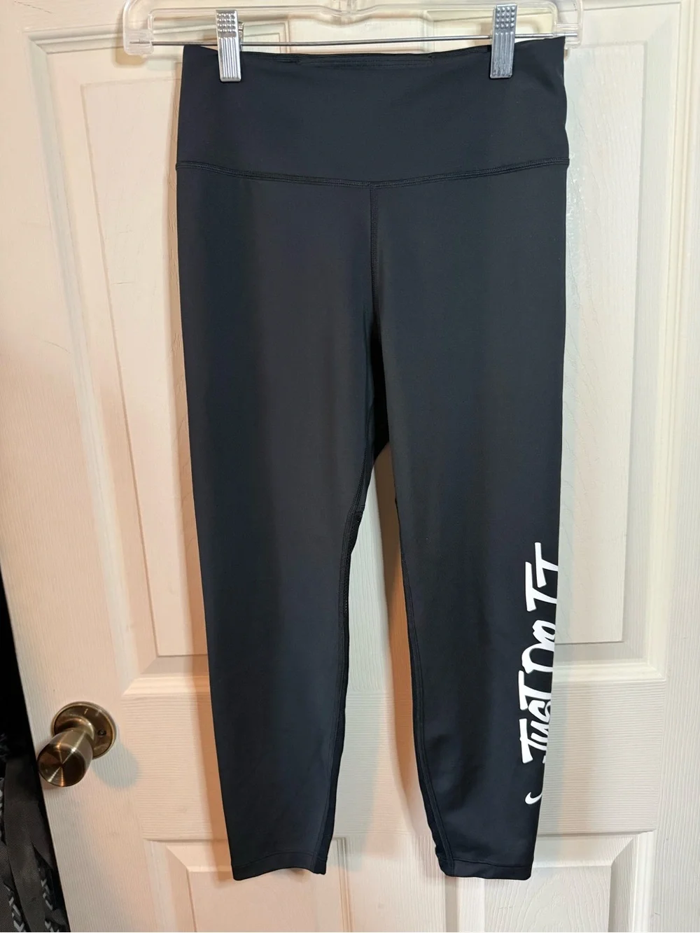 Nike Black Dri-FIT Capri Legging Just Do It Woman’s Size Small